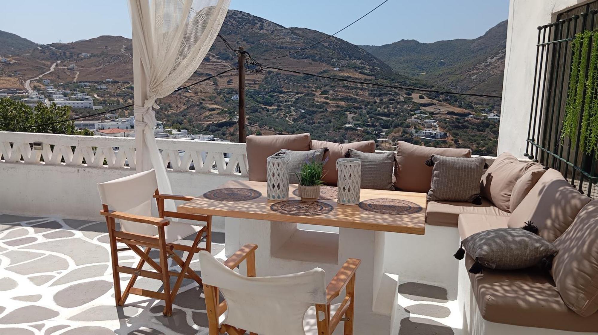 Vasiliki Skyros Castle View Villa Exterior photo
